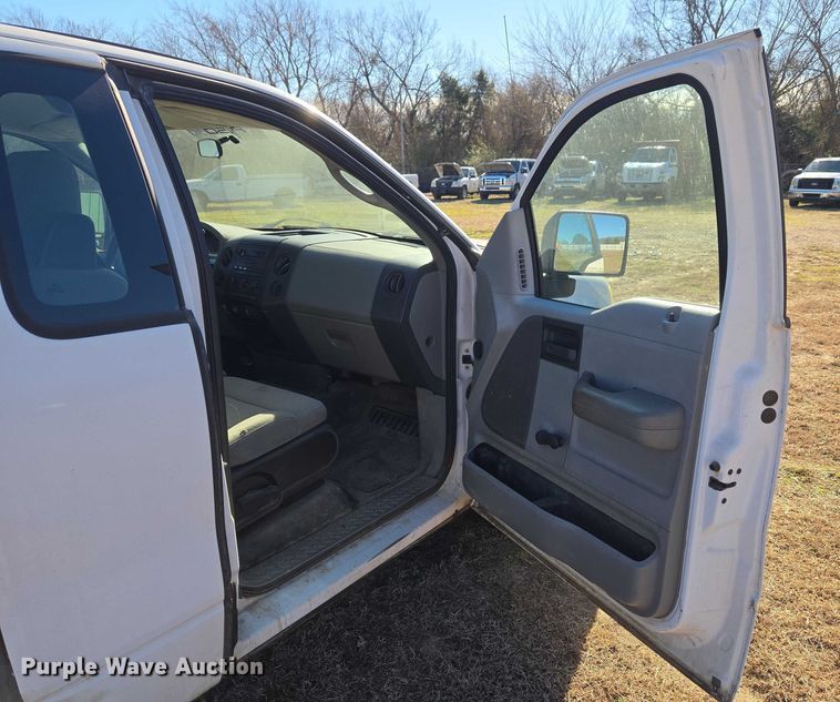 image for item EV2624 2008 Ford F150 Ext. Cab pickup truck