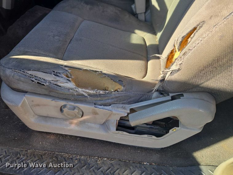 image for item EV2625 2010 Ford F150 Ext. Cab pickup truck