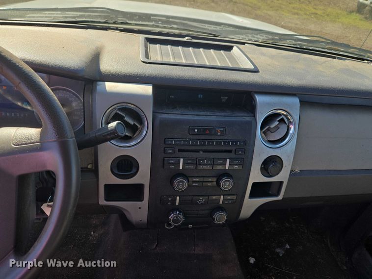 image for item EV2625 2010 Ford F150 Ext. Cab pickup truck