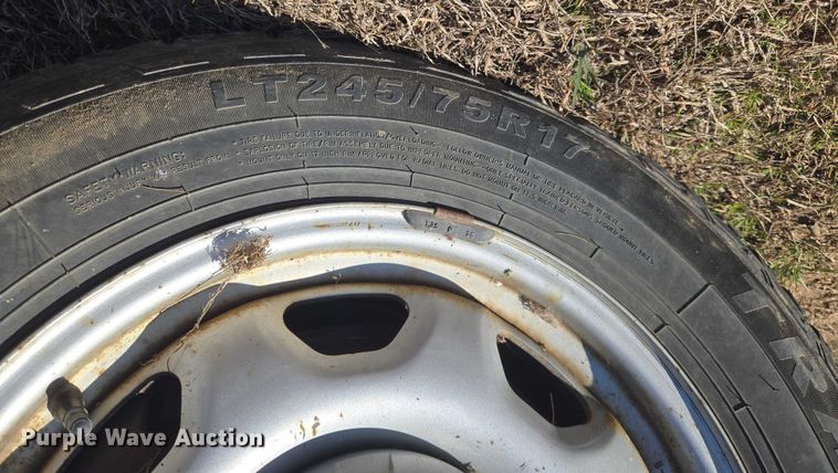 image for item EV2625 2010 Ford F150 Ext. Cab pickup truck