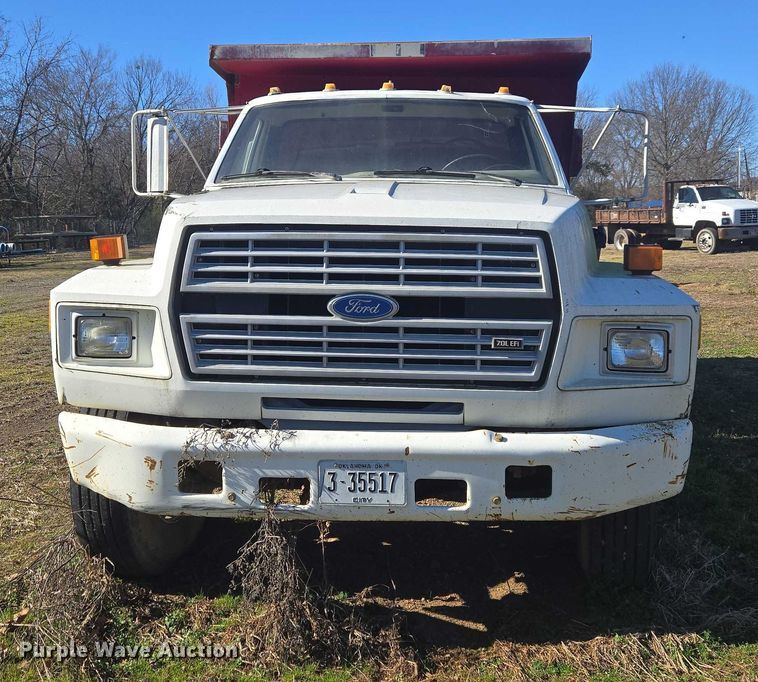 image for item EV2626 1994 Ford F600 dump truck
