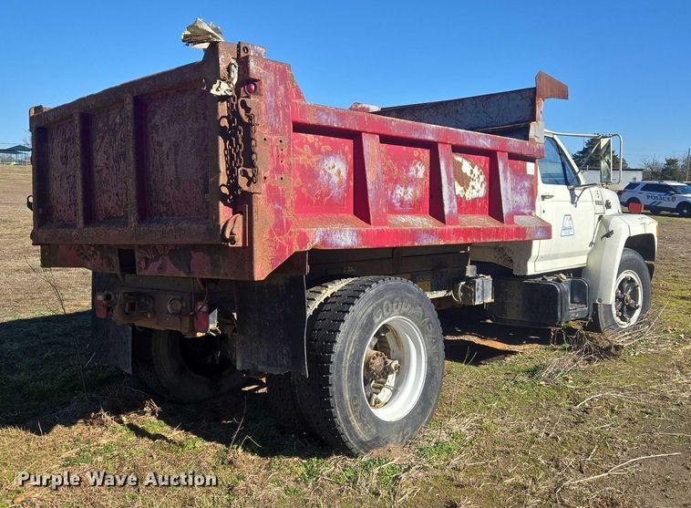 image for item EV2626 1994 Ford F600 dump truck
