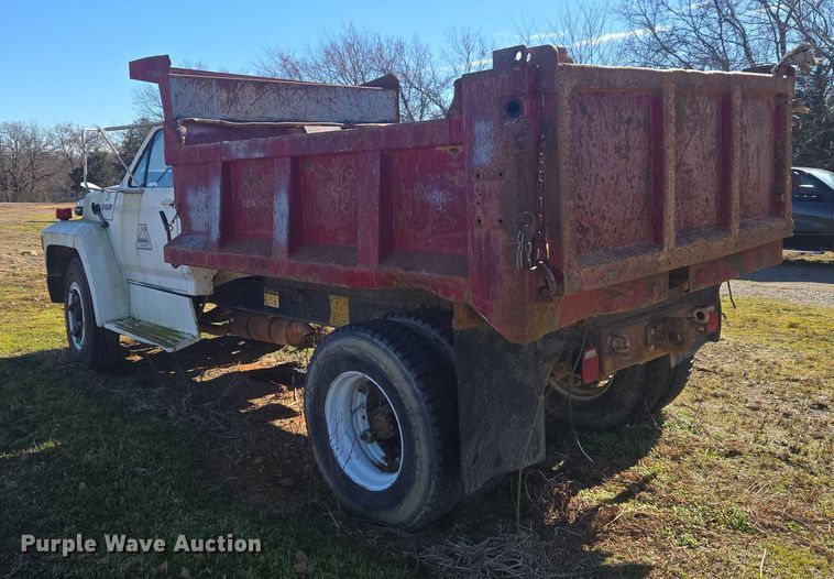 image for item EV2626 1994 Ford F600 dump truck