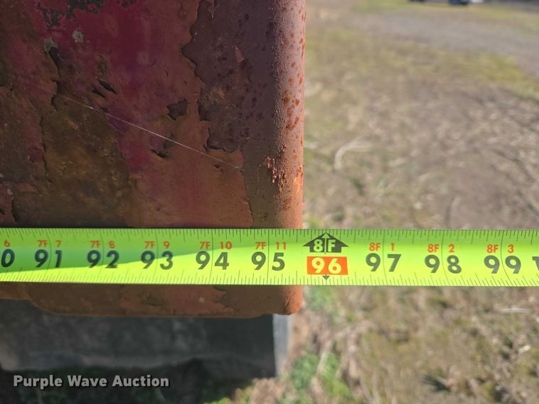 image for item EV2626 1994 Ford F600 dump truck