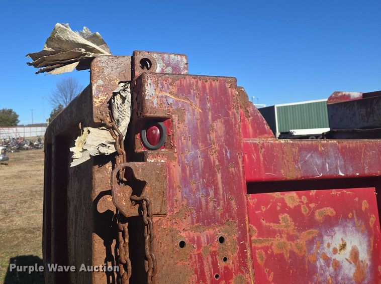 image for item EV2626 1994 Ford F600 dump truck