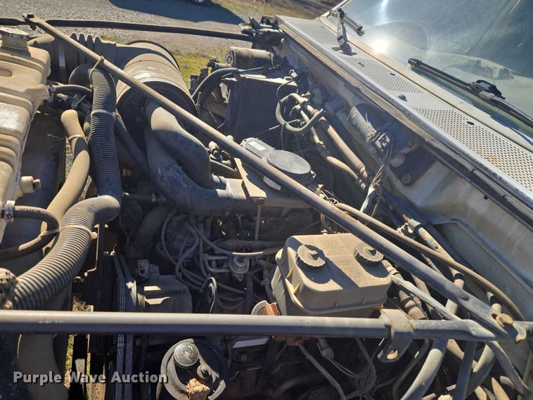 image for item EV2626 1994 Ford F600 dump truck