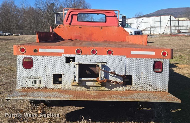 image for item EV2627 1981 Chevrolet C6 flatbed truck