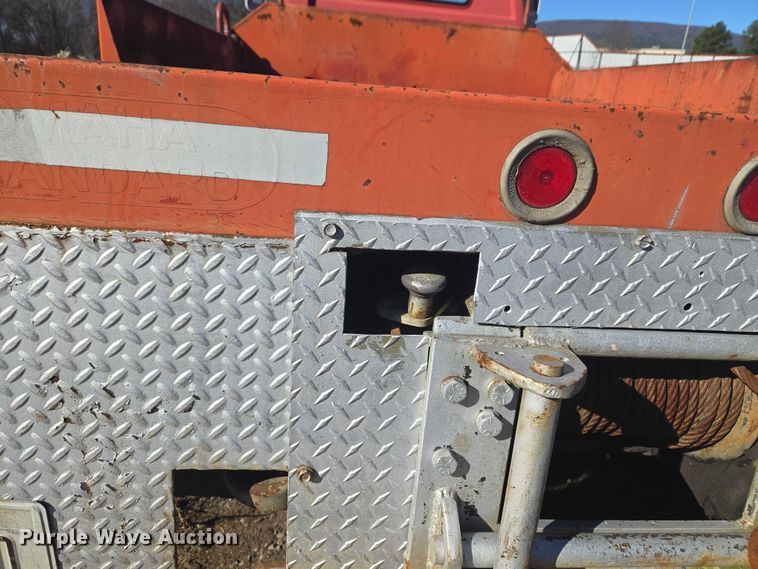 image for item EV2627 1981 Chevrolet C6 flatbed truck