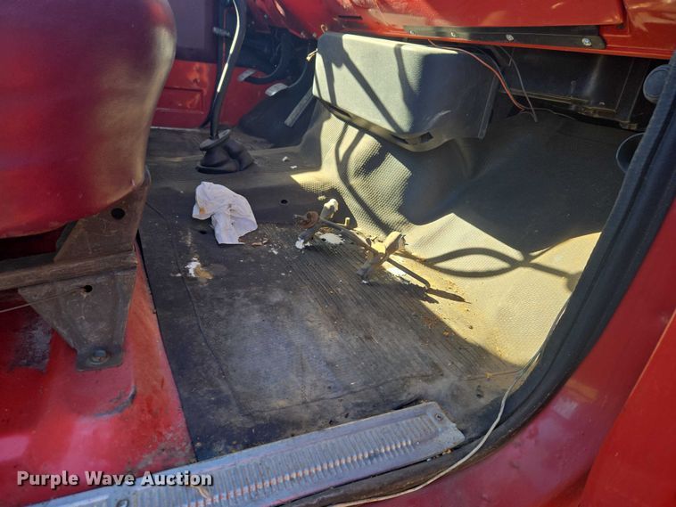 image for item EV2627 1981 Chevrolet C6 flatbed truck