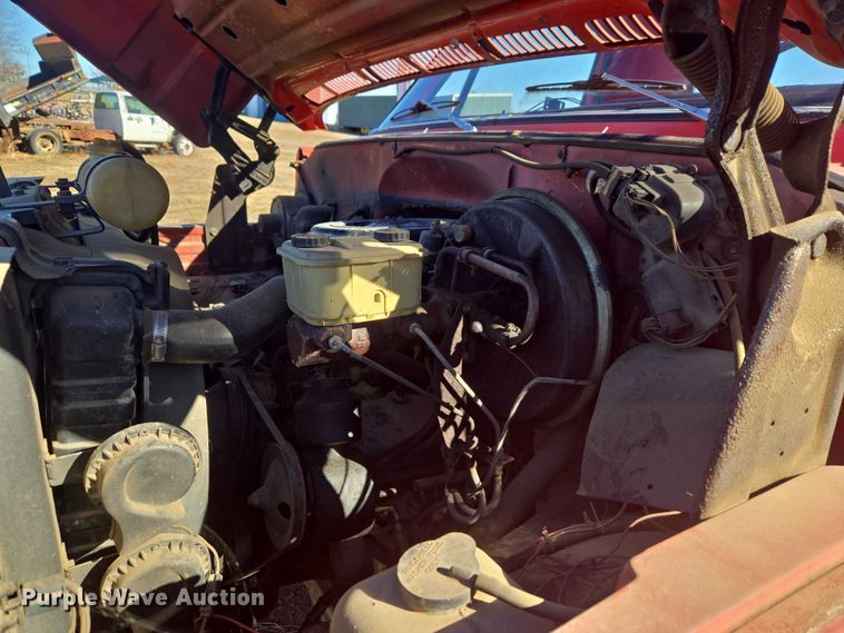 image for item EV2627 1981 Chevrolet C6 flatbed truck