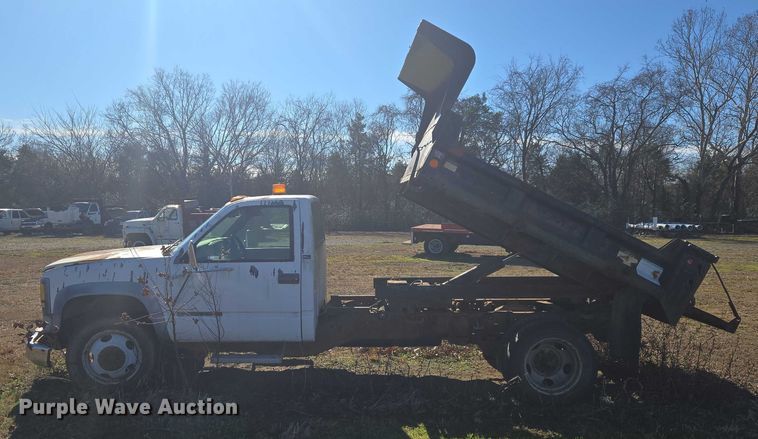 image for item EV2628 1995 GMC Sierra C3500 dump bed pickup truck