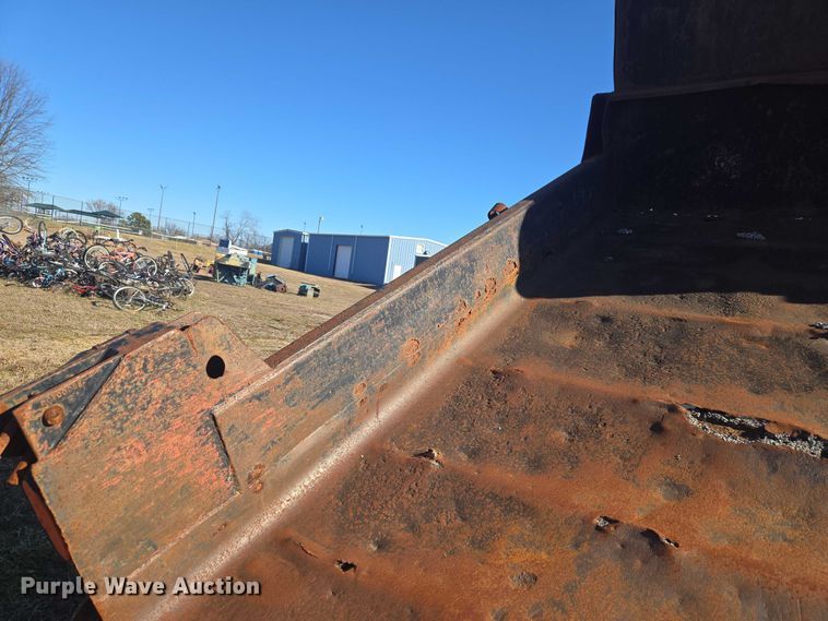 image for item EV2628 1995 GMC Sierra C3500 dump bed pickup truck