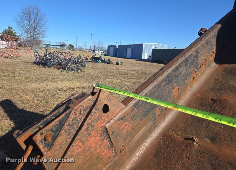 image for item EV2628 1995 GMC Sierra C3500 dump bed pickup truck