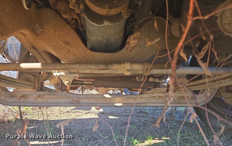 image for item EV2628 1995 GMC Sierra C3500 dump bed pickup truck