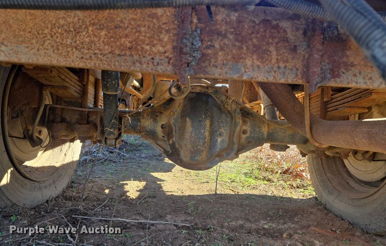 image for item EV2628 1995 GMC Sierra C3500 dump bed pickup truck