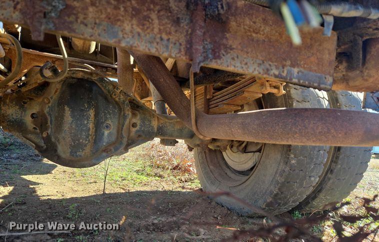 image for item EV2628 1995 GMC Sierra C3500 dump bed pickup truck