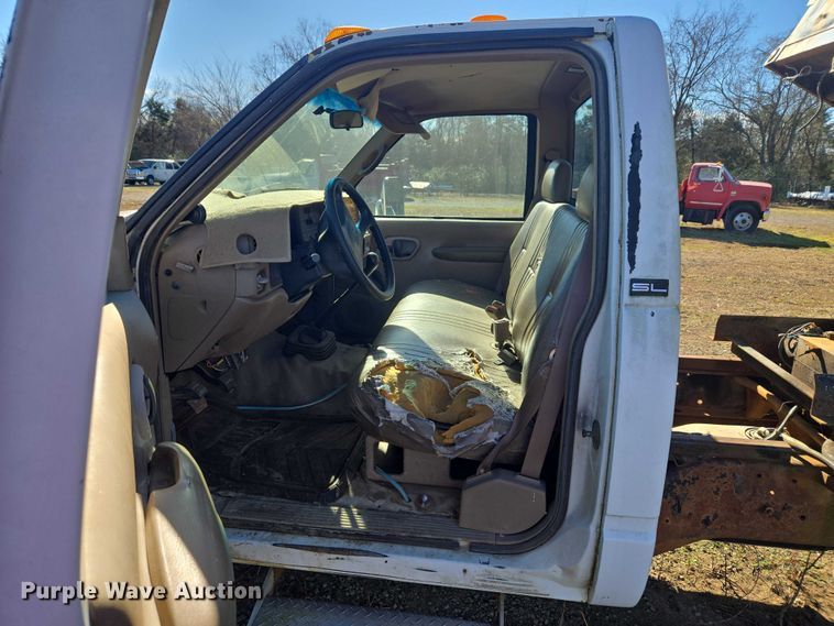 image for item EV2628 1995 GMC Sierra C3500 dump bed pickup truck