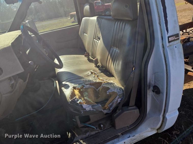 image for item EV2628 1995 GMC Sierra C3500 dump bed pickup truck