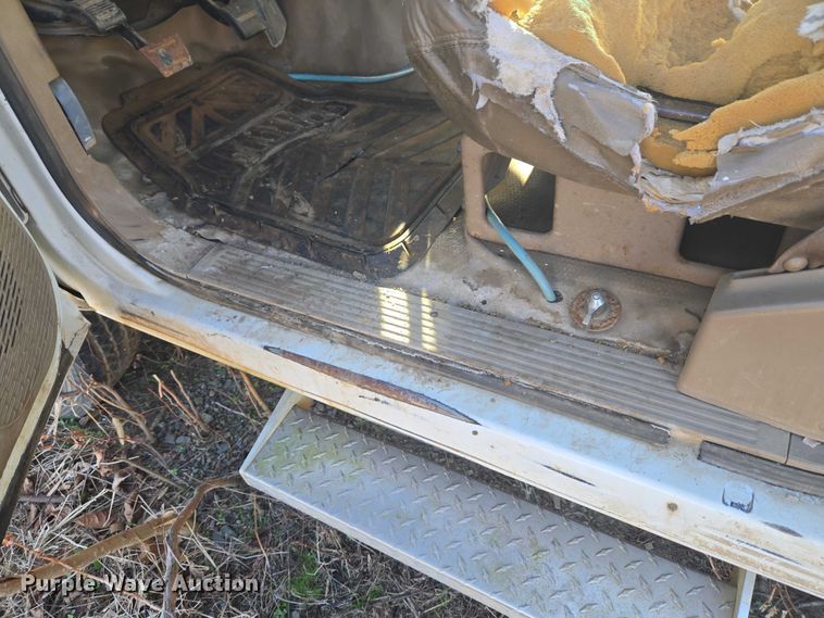 image for item EV2628 1995 GMC Sierra C3500 dump bed pickup truck