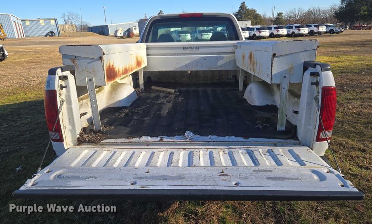 image for item EV2629 1999 Ford F150 pickup truck