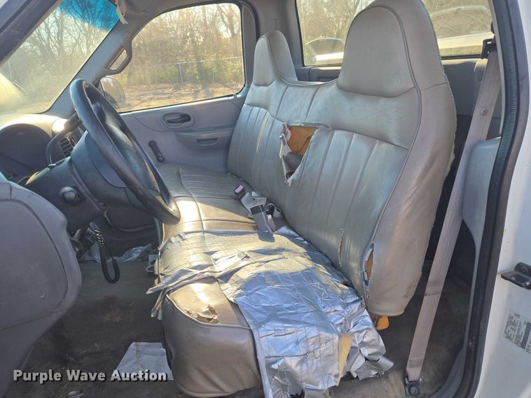 image for item EV2629 1999 Ford F150 pickup truck