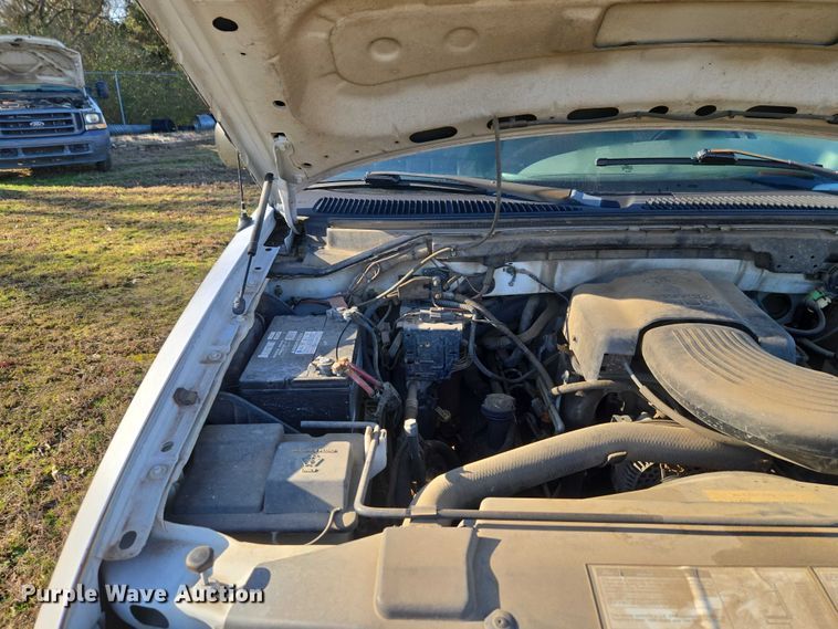 image for item EV2629 1999 Ford F150 pickup truck