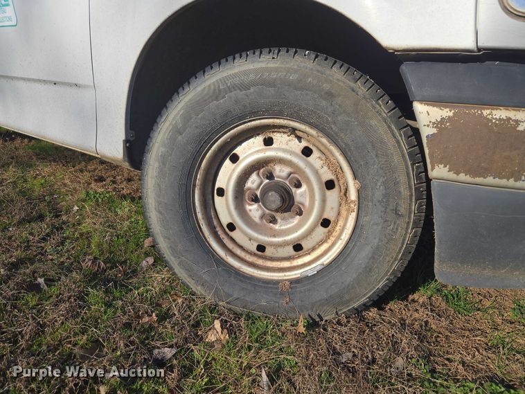 image for item EV2629 1999 Ford F150 pickup truck