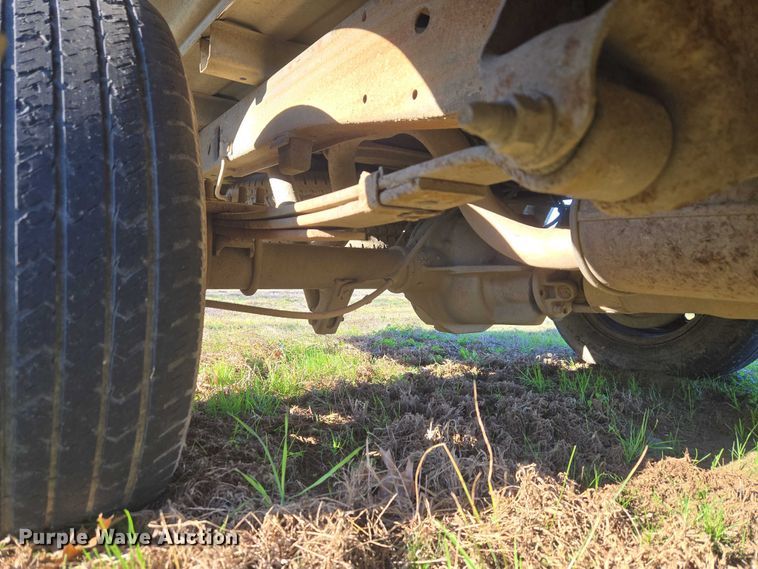 image for item EV2629 1999 Ford F150 pickup truck