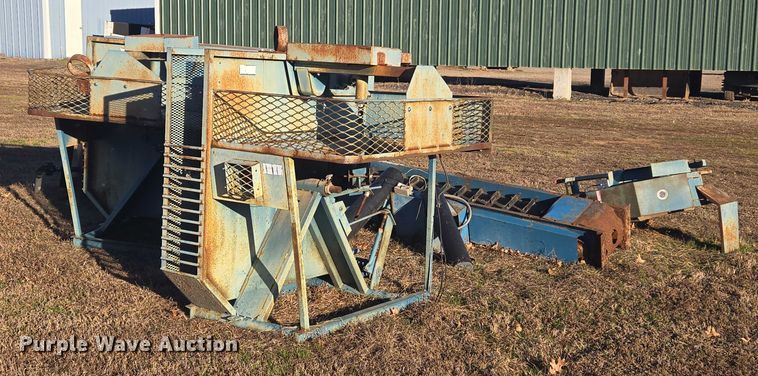 image for item EV2638 Iron Mike MP-6 pitching machine