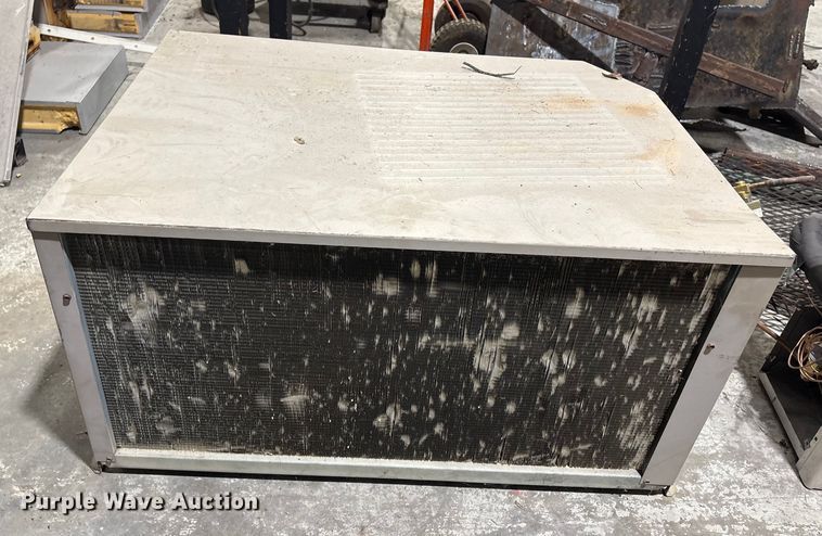 image for item EV2640 Heatcraft LSF120BJ walk in freezer