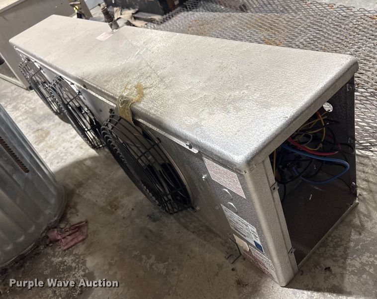 image for item EV2640 Heatcraft LSF120BJ walk in freezer