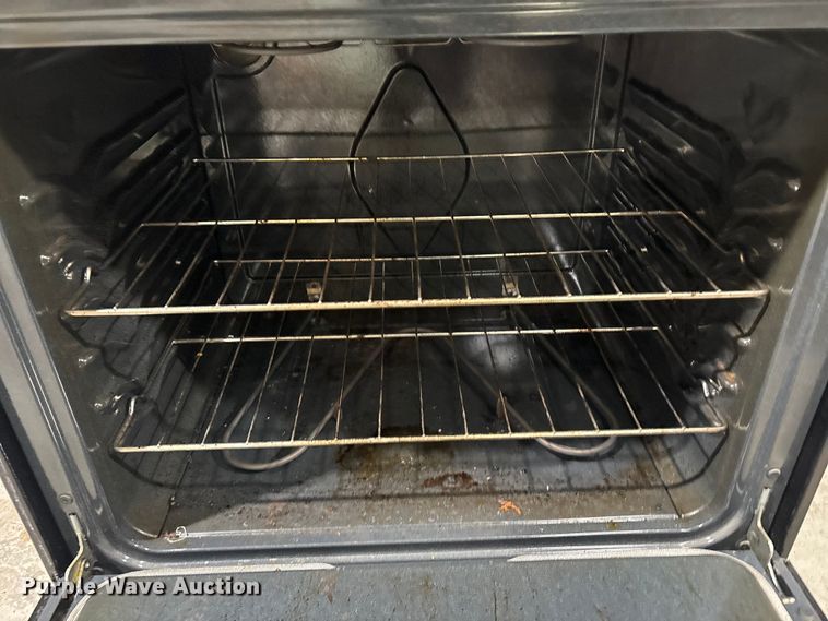 image for item EV2641 Frigidaire oven