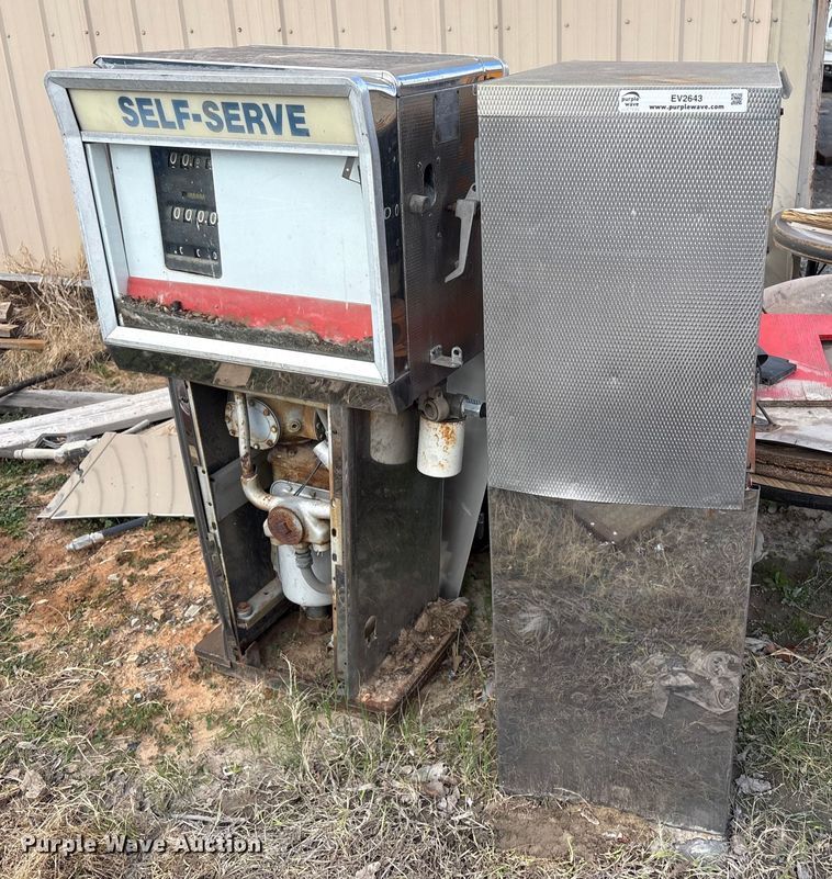 image for item EV2643 (2) Bennett fuel pumps