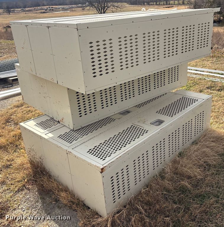 image for item EV2645 Approximately (26) lockers