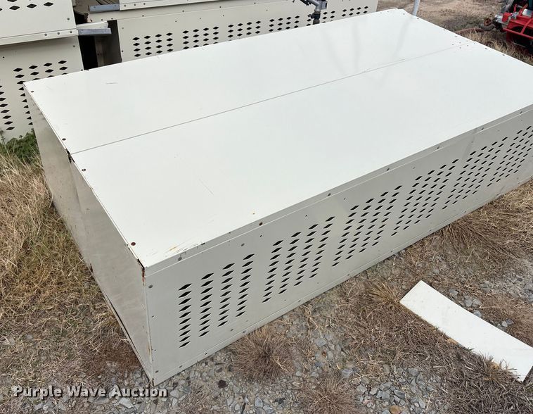 image for item EV2645 Approximately (26) lockers