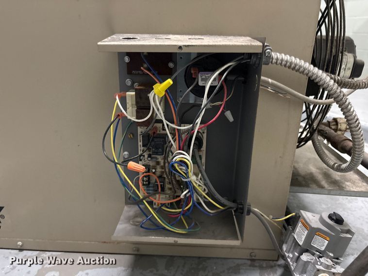 image for item EV2647 (4) Lennox heaters