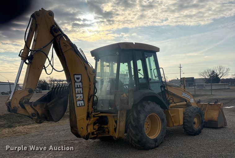 image for item EV2666 2003 John Deere 310SG backhoe