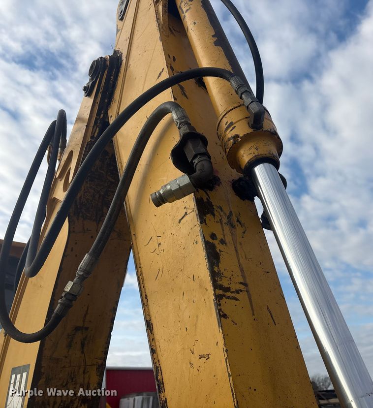 image for item EV2666 2003 John Deere 310SG backhoe