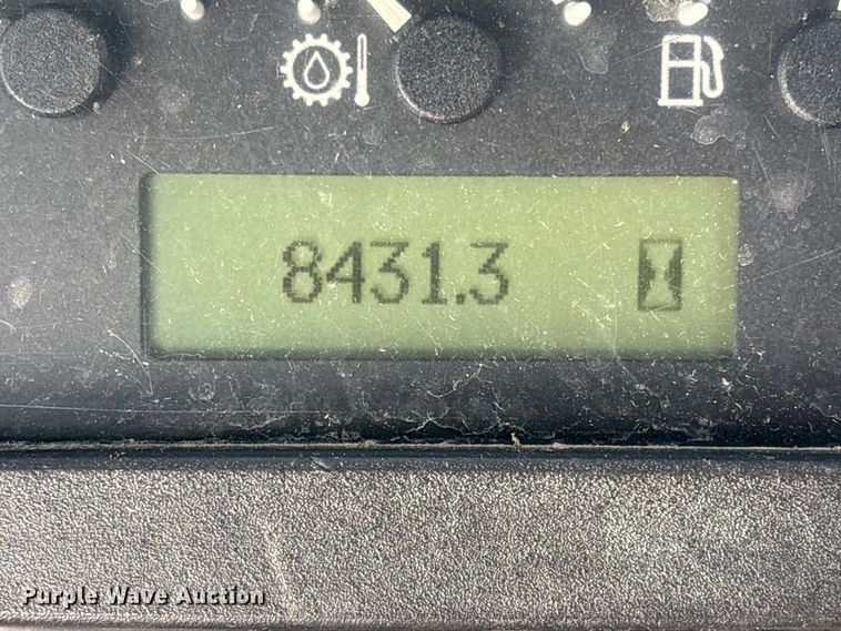 image for item EV2666 2003 John Deere 310SG backhoe