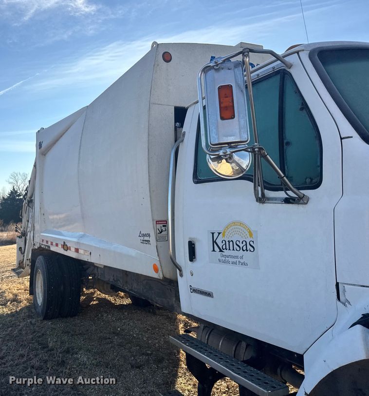 image for item FB0558 2009 Sterling Acterra refuse truck