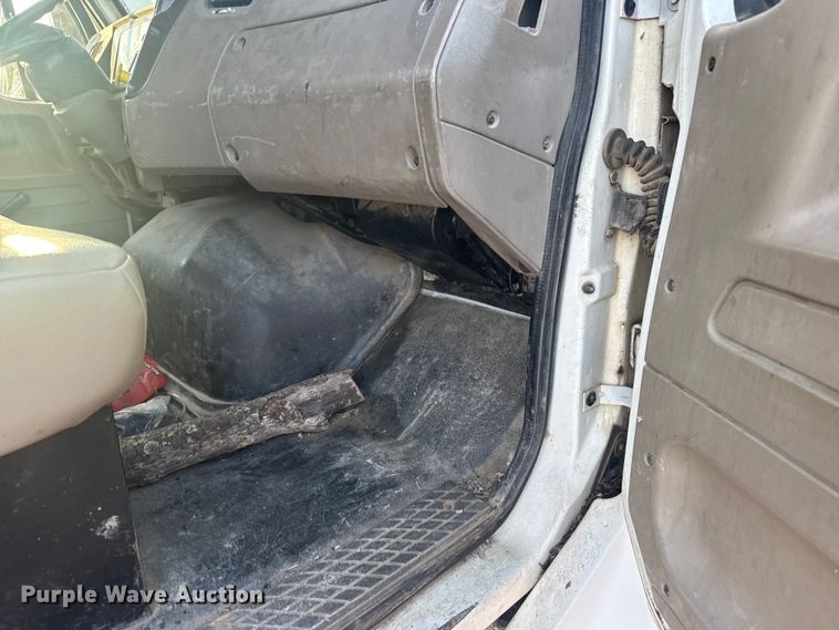 image for item FB0558 2009 Sterling Acterra refuse truck