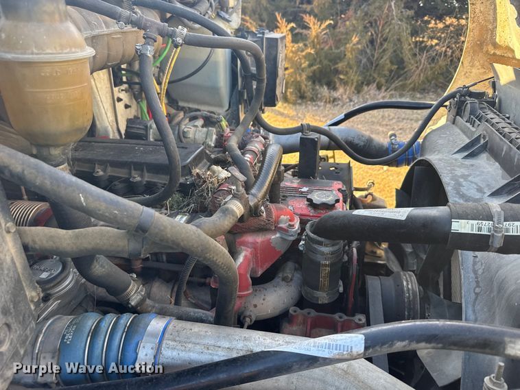 image for item FB0558 2009 Sterling Acterra refuse truck