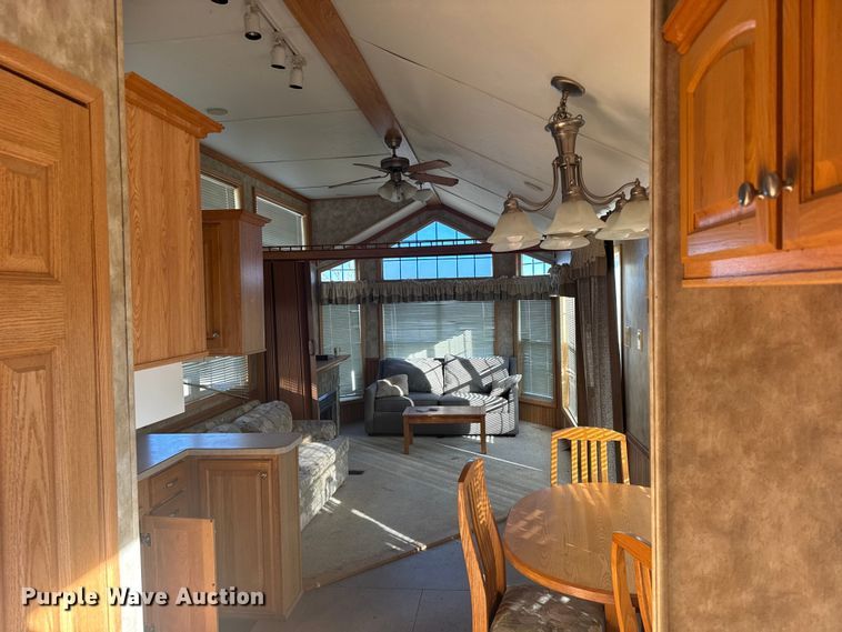 image for item FB0560 2008 BREC Mobile cabin