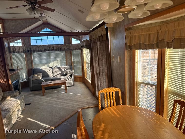 image for item FB0560 2008 BREC Mobile cabin