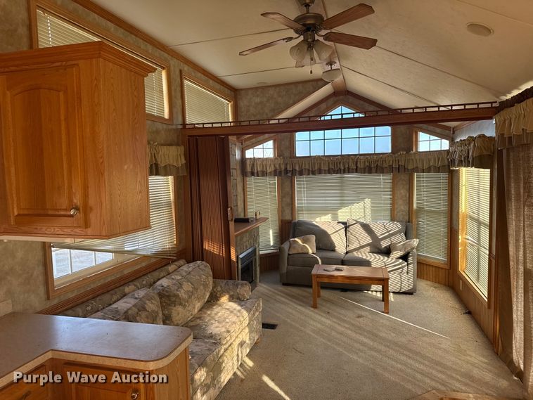 image for item FB0560 2008 BREC Mobile cabin