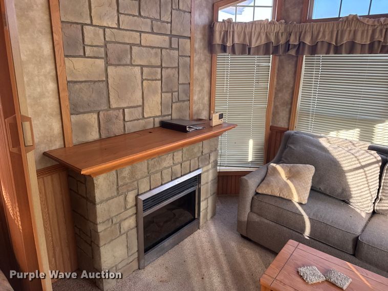 image for item FB0560 2008 BREC Mobile cabin