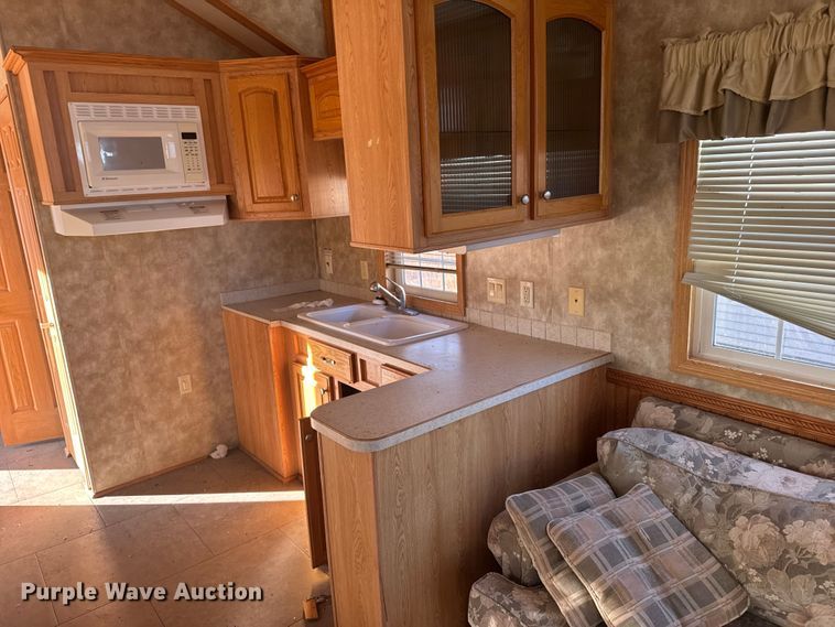 image for item FB0560 2008 BREC Mobile cabin