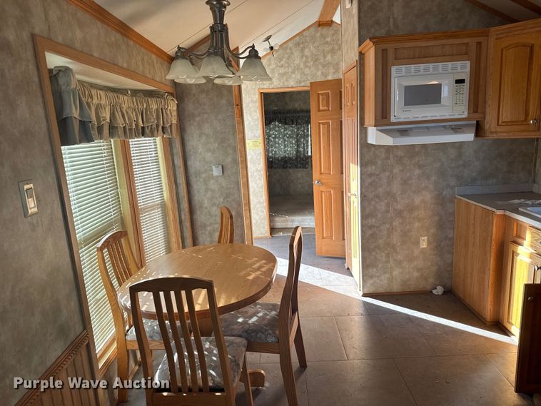 image for item FB0560 2008 BREC Mobile cabin