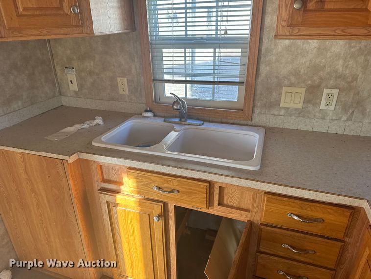 image for item FB0560 2008 BREC Mobile cabin