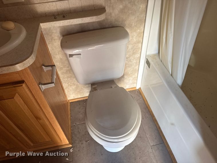 image for item FB0560 2008 BREC Mobile cabin